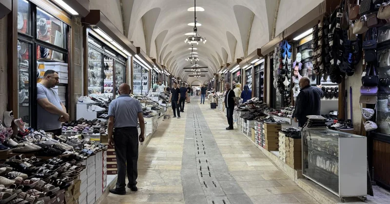 Kahramanmaraş taki 6 asırlık çarşı yeniden esnafıyla buluştu