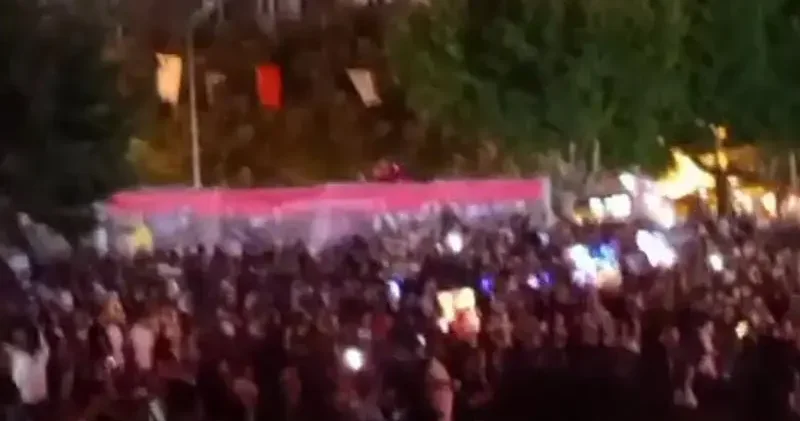 Bursa da Kültür Yolu Festivali nde bıçaklı kavga: 2 yaralı