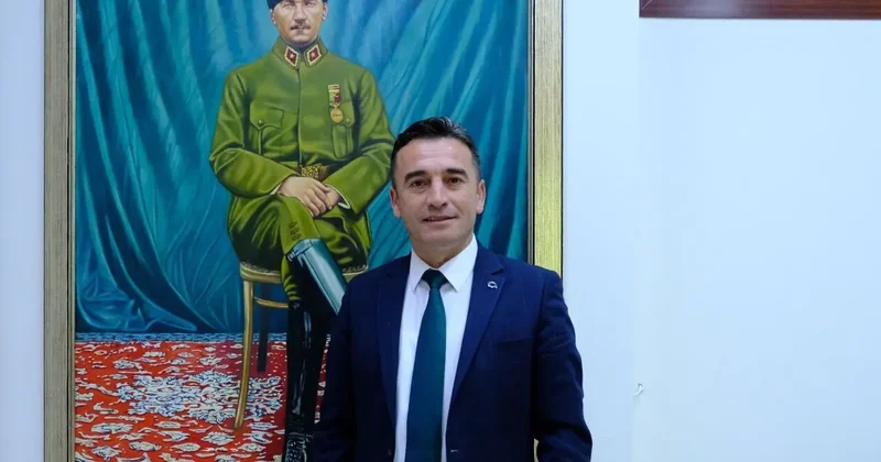 Bir başkan daha kararını duyurdu: CHP den ayrılmayacağız