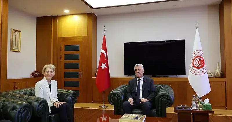 Bakan Bolat, Birleşik Krallık Büyükelçisi Morris i kabul etti
