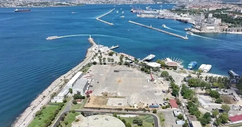 Kadıköy sahilindeki tartışmalı projede ilk kazma vuruldu Sözcü Gazetesi