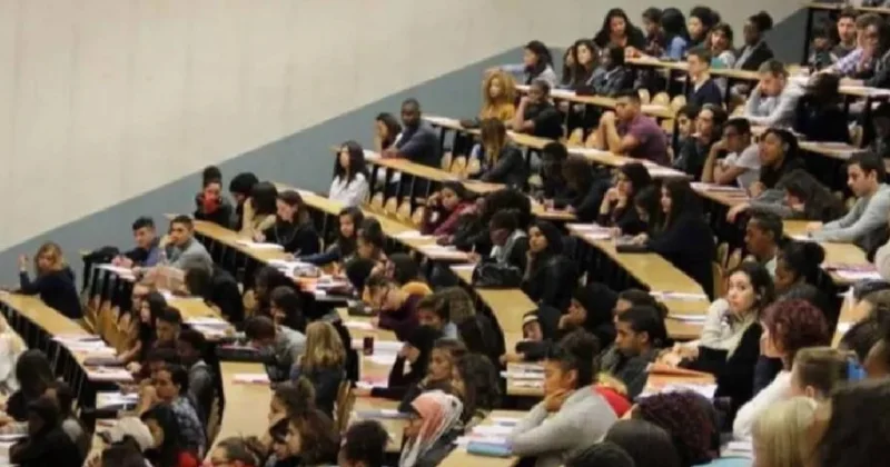 Türkiye de geleceği en parlak bölümler belli oldu: Mezun olur olmaz hemen iş buluyorlar Sözcü Gazetesi