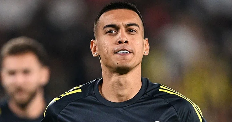 Fenerbahçe de ayrılık! Süper Lig takımına gidiyor
