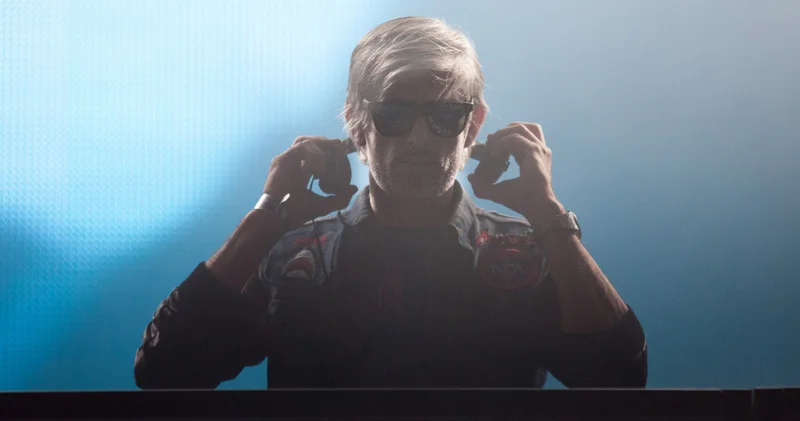 Fransız DJ Kavinsky Paris teki evinde ölü bulundu