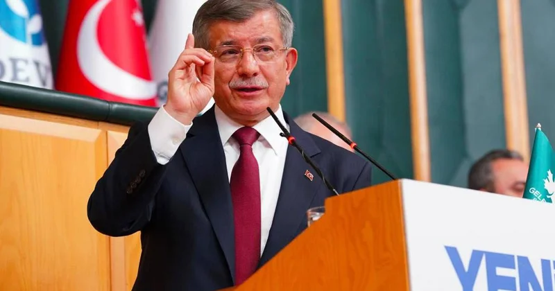 Bomba iddia: Ahmet Davutoğlu siyaseti bırakıyor