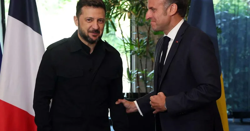 Zelenskiy, Macron ile telefonda görüştü