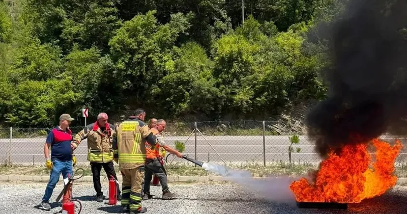 Ayancık’ta şantiye personeline yangın eğitimi