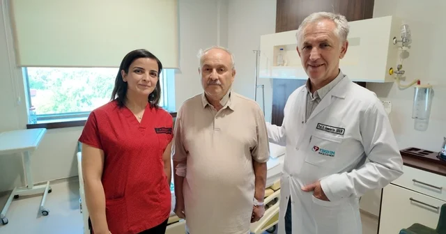 Uyanık halde ameliyata alınan hasta şah damarındaki yüzde 90 lık darlıktan kurtuldu Denizli Haberleri Habertürk Yerel Haberler