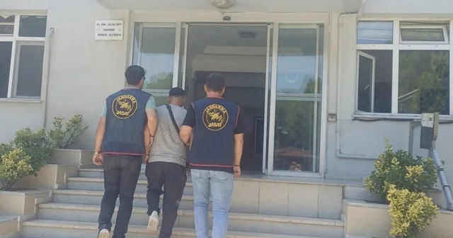 Çanakkale de jandarma ekipleri, 64 şüpheliyi yakalandı İçlerinde Cumhurbaşkanına harekat edenden cinsel istismarda bulunana kadar bir çok suçtan aranan çıktı Çanakkale Haberleri Habertürk Yerel Haberler