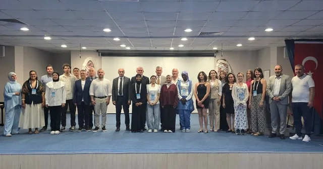 EBYÜ de Türkçe Yaz Okulu öğrencilerine sertifikaları verildi Erzincan Haberleri Habertürk Yerel Haberler