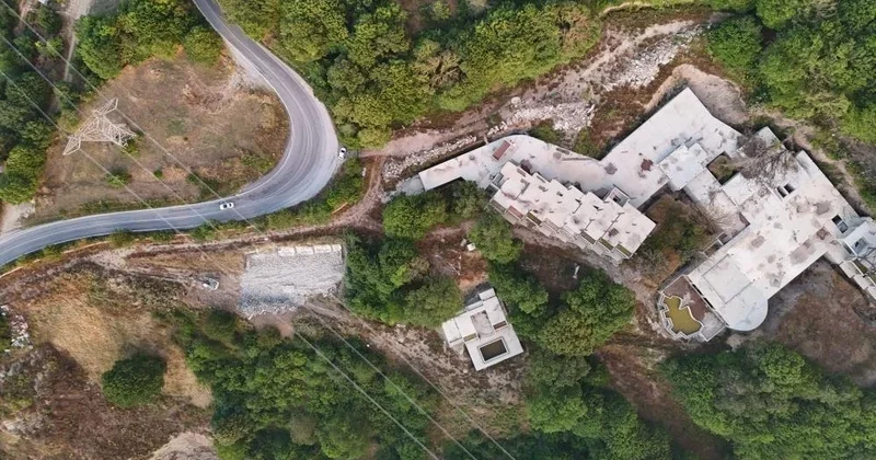 Canilerin kaçağı yıkıldı
