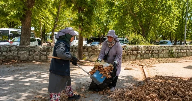 Park Bahçeler Müdürlüğü nden Karacabey genelinde yoğun mesai Bursa Haberleri Habertürk Yerel Haberler