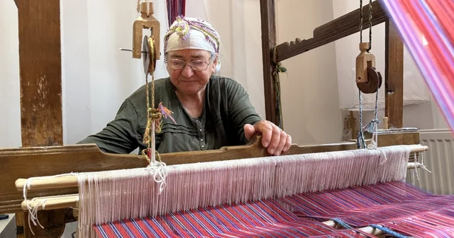 Tokat ın asırlık Dive dokuması, kadın emeğiyle yeniden hayat buldu Tokat Haberleri Habertürk Yerel Haberler