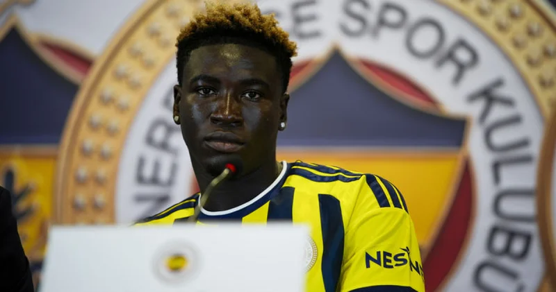 Fenerbahçe, Kojo Peprah Oppong un lisansını çıkardı