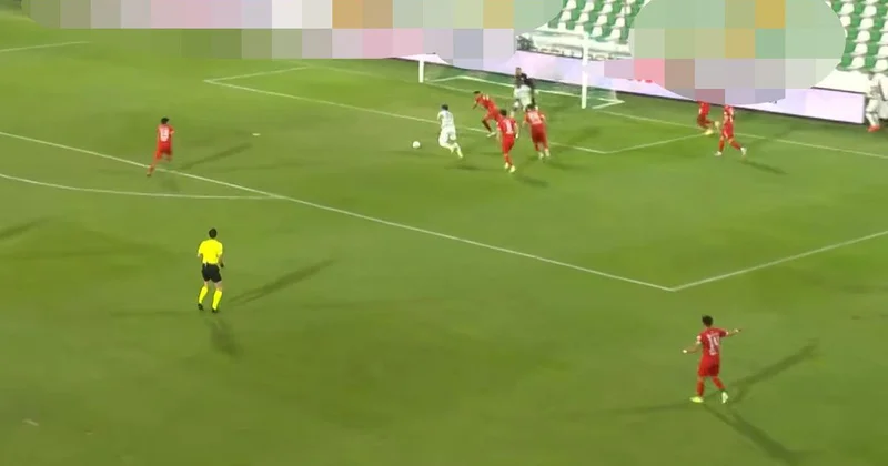 Muğlaspor Boluspor maçındaki reklam panolarını görenler inanamadı