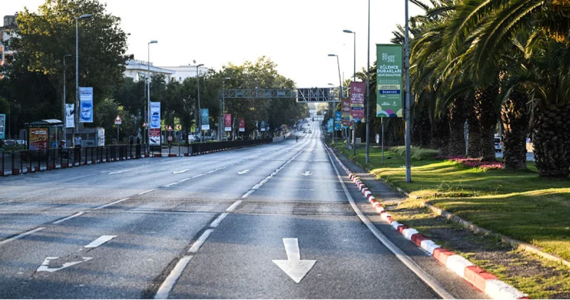 İstanbul da Zafer Bayramı dolayısıyla yarın Vatan Caddesi trafiğe kapatılacak Son dakika haberleri
