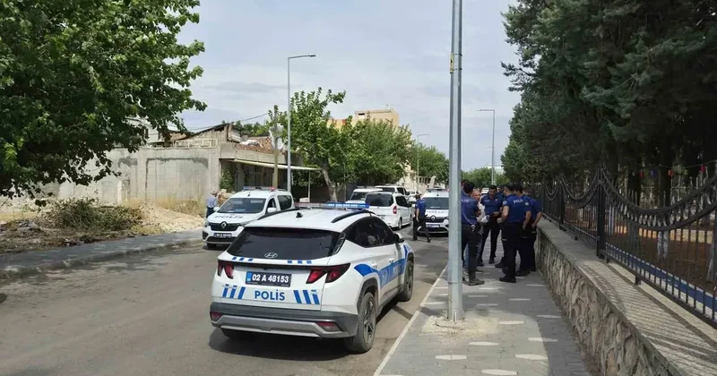 Kayıp gençten ailesine bıçaklı tehdit iddiası