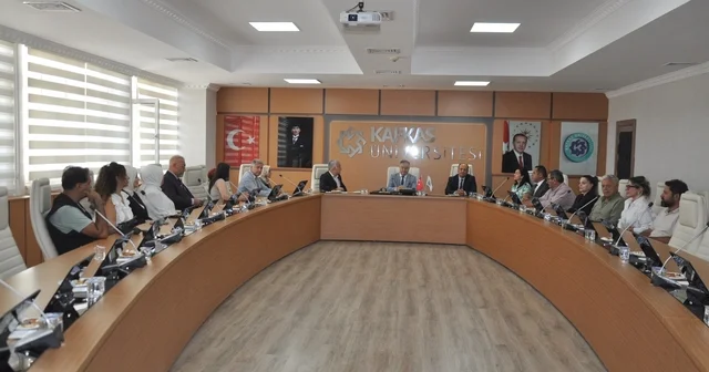 Kafkas Üniversitesi ile Türkiye Beyazay Derneği arasında Engelsiz Üniversite iş birliği Kars Haberleri Habertürk Yerel Haberler