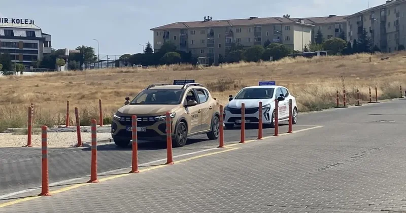 Ehliyet sınavında yeni dönem! Ezber işi bitti, 1 saat akan trafiğe çıkacaklar
