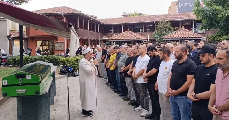 Üniversite hayali yarım kaldı: Arkadaşları tabutunu omuzladı
