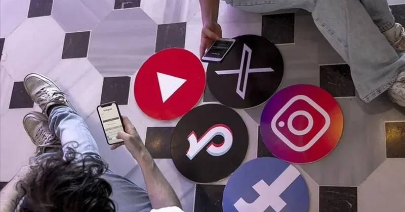 Markalar ve reklamverenler algoritmalara nasıl bağımlı ediliyor? 3 katmanlı sistematik yapı! Dikkat çeken tekno oligarşi vurgusu!