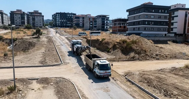 Turgutlu da 2 kilometrelik yol sıcak asfaltla yenileniyor Manisa Haberleri Habertürk Yerel Haberler