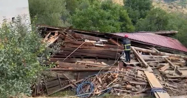Tadilat yapılan 2 katlı köy evi çöktü; 5 yaralı Kastamonu Haberleri Habertürk Yerel Haberler