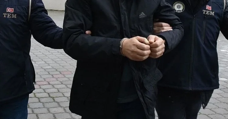 İzmir’de taksilerde ‘silahlı eylem’ yapacağını söyleyen şüpheli gözaltına alındı