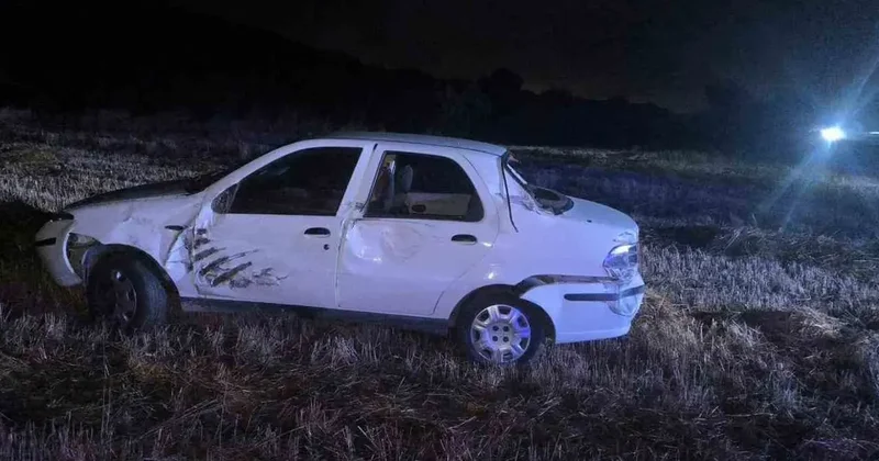 Bilecik’te ehliyetsiz sürücü kaza yaptı: 3 yaralı