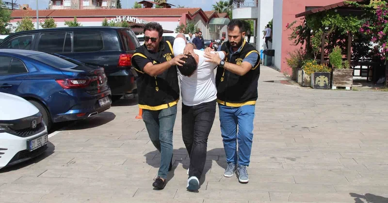 Yüreğir de pimi çekilmiş el bombasıyla direnen firari tutuklandı: Uzman mandalı koli bandıyla sabitledi
