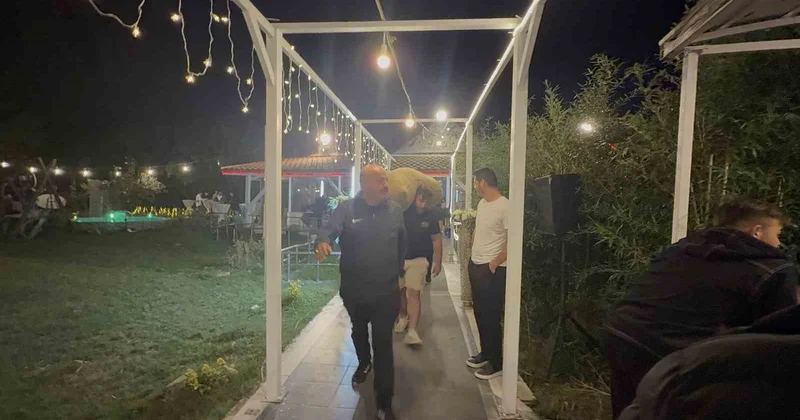 Düğünde böyle takı görülmedi! Çuval dolusu getirdi