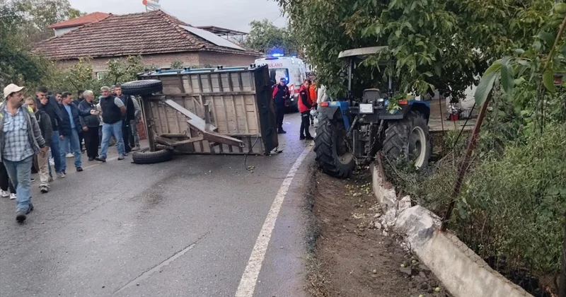 Balıkesir de traktör römorku devrildi: 23 yaralı