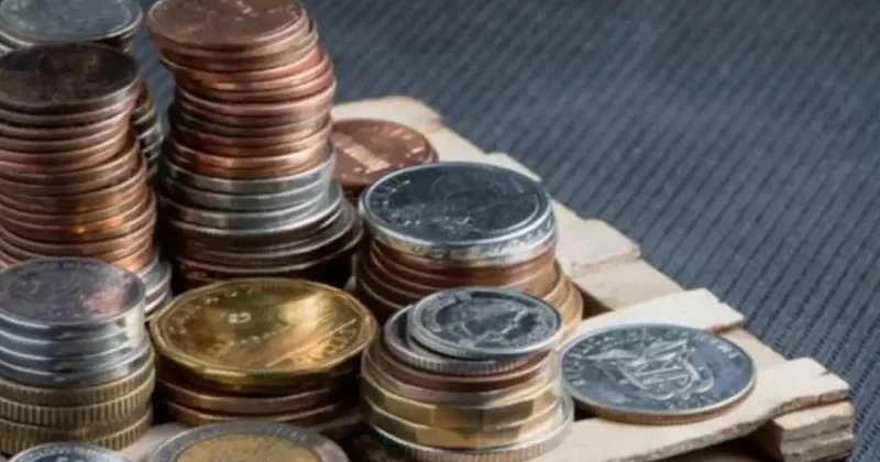 Cebinizde varsa dikkat! 50 sentlik madeni para 12 milyon TL’ye satıldı