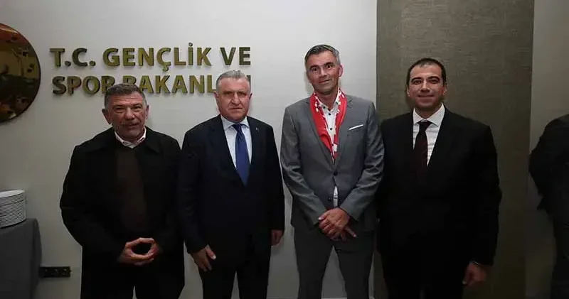 Bakan Bak, Avrupa Okul Sporları Federasyonu heyetini kabul etti