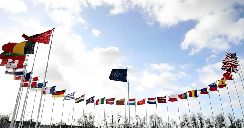 NATO: Rusya nın güç kullanma tehdidini ve nükleer söylemlerini kınıyoruz