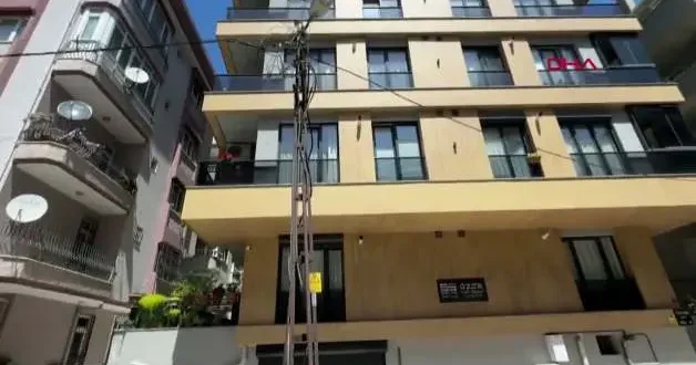 Kentsel dönüşümle yapıldı ancak kapısındaki direk yüzünden garaja araç giremiyor