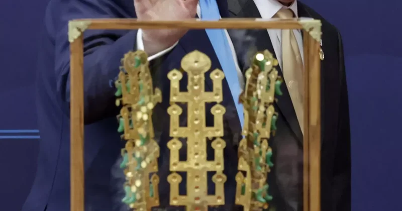 Güney Kore den Trump a en yüksek devlet onuru: Mugunghwa