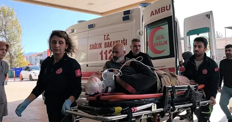 Bursa da üzerine inşaat iskelesi devrilen işçi ağır yaralandı!