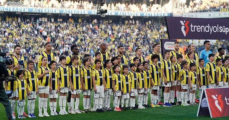 Fenerbahçe Kulübü, eğitim desteğine Koruncuk Vakfıyla devam edecek