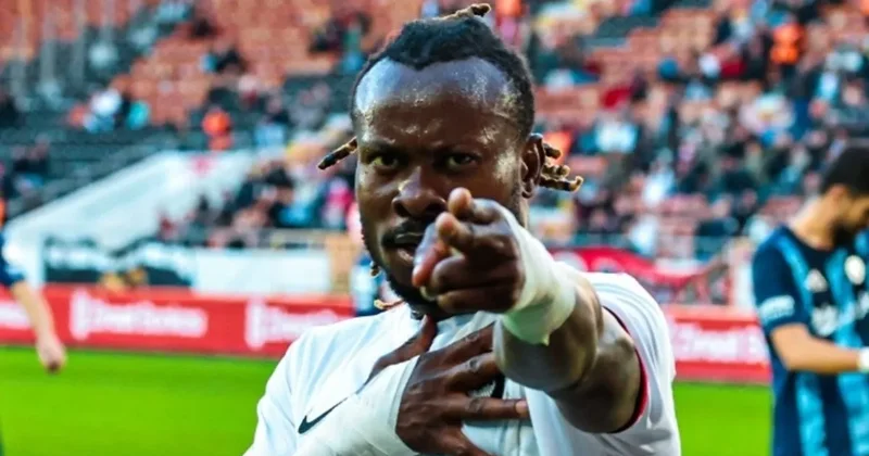 Ziraat Türkiye Kupası: Eze hat trick yaptı, Çorum FK, Kütahyaspor u eledi!