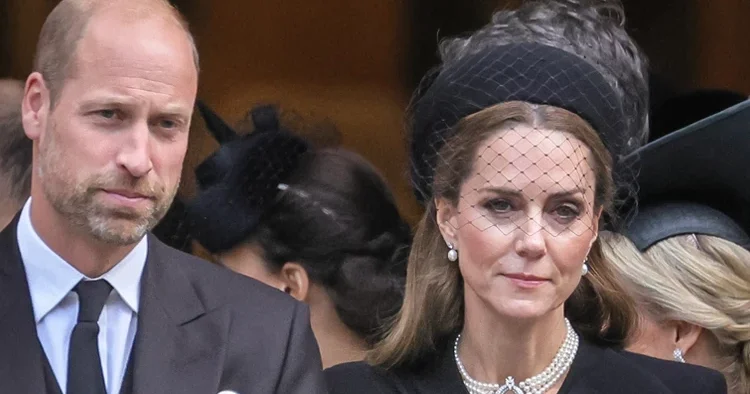 Yakışıklı prensi yıllarca bekleyen bunu da yapar elbette... İş tehdit noktasına kadar gelmiş... İkisi de mecburen zalim!