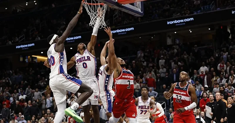 NBA de Philadelphia 76ers 4 te 4 yaptı!