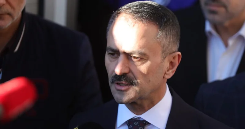 Gebze deki bina neden çöktü? Kocaeli Valisi bu tepki gelince hızla uzaklaştı