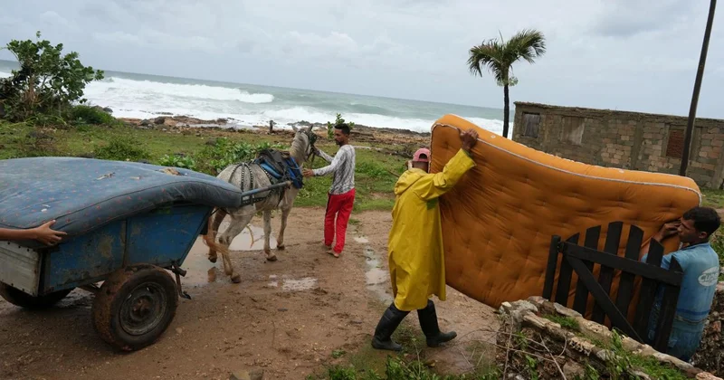 Küba da Melissa Kasırgası nedeniyle 735 binden fazla kişi tahliye edildi