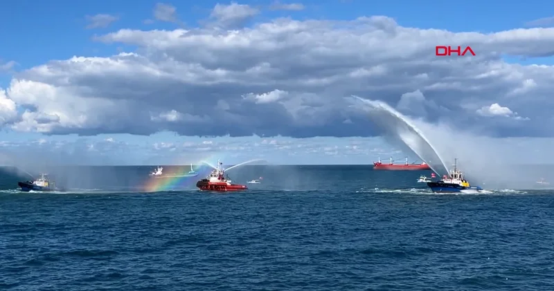 29 Ekim de Zonguldak ta su gösterili Cumhuriyet Bayramı kutlaması