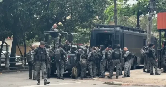 Brezilya da suç örgütlerine karşı tarihin en kanlı operasyonu başladı: Rio de Janeiro savaş alanına döndü VİDEO İZLE