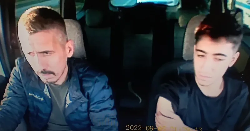 SON DAKİKA... Emekli polis telefon dolandırıcılarını kıskıvrak yakaladı: 500 gram altın ve 1 milyon lirayı böyle cebe indirmişler!