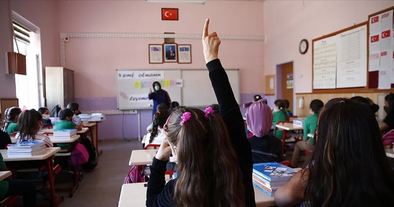 YARIN OKUL VAR MI? 30 Ekim Perşembe okullar tatil mi, ders işlenecek mi? Yarın okullar tatil edildi mi 30 Ekim 2025?