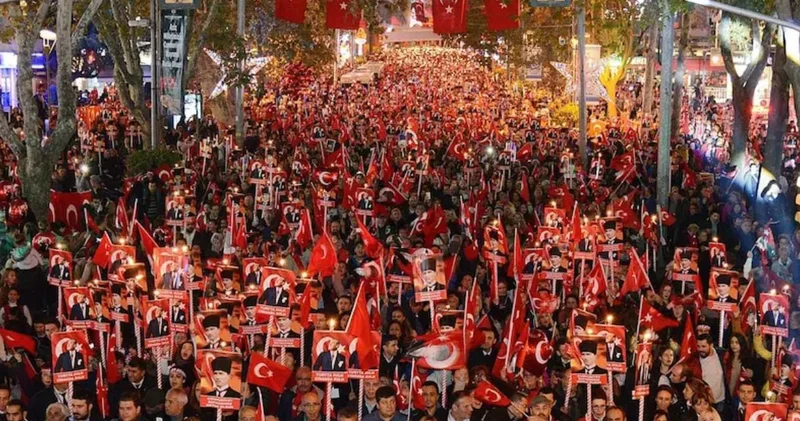 CHP den Cumhuriyet Yürüyüşü ne davet!