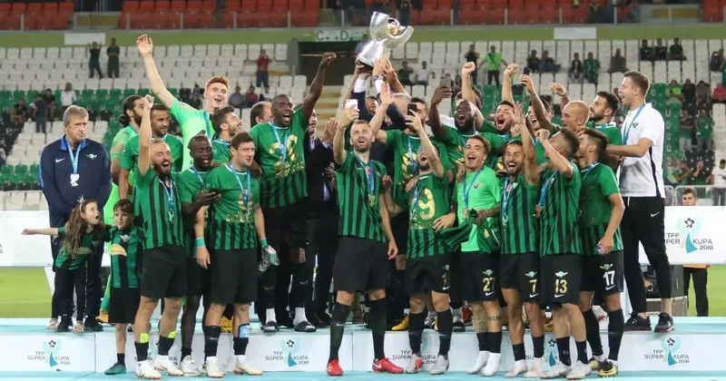 Süper Lig in 2 kupalı efsane takımı yok oldu! İnternes sitesi bile satışa çıktı